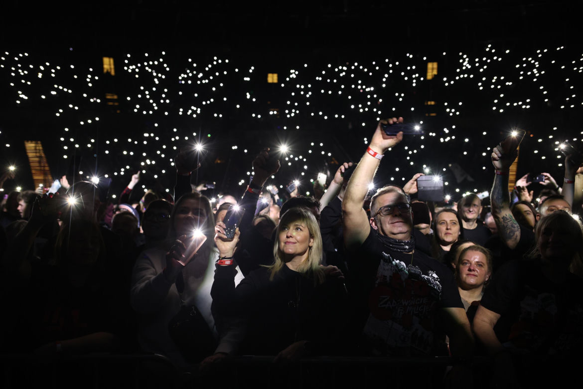 Koncert "Zadzwońcie po milicję" w katowickim Spodku