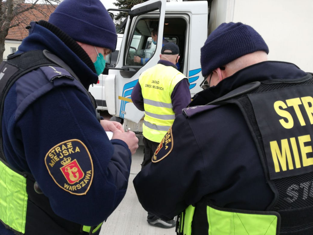 Kontrole ciężarówek w Warszawie