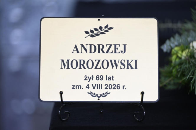 Politycy i dziennikarze na pogrzebie Andrzeja Morozowskiego