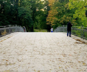 Wyremontowany mostek nad Rusałką