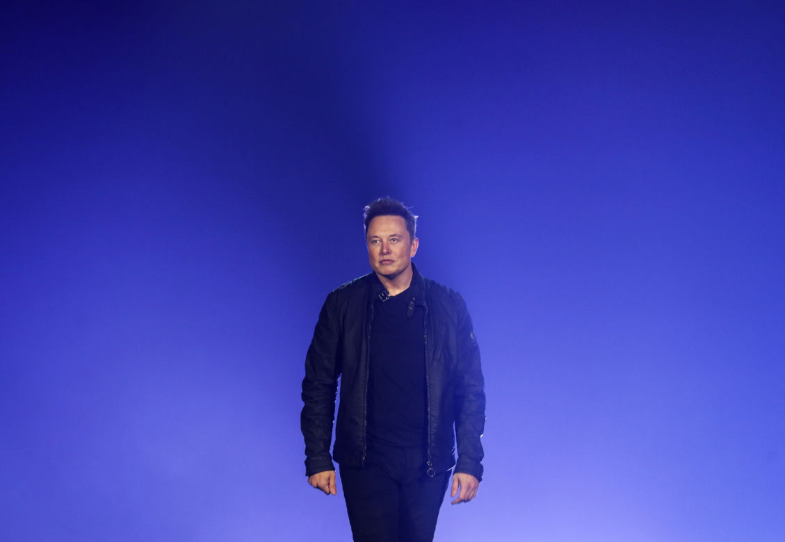  Elon Musk naprawdę zrobił TO w Katarze. Nie uwierzysz z kim się sfotografował!