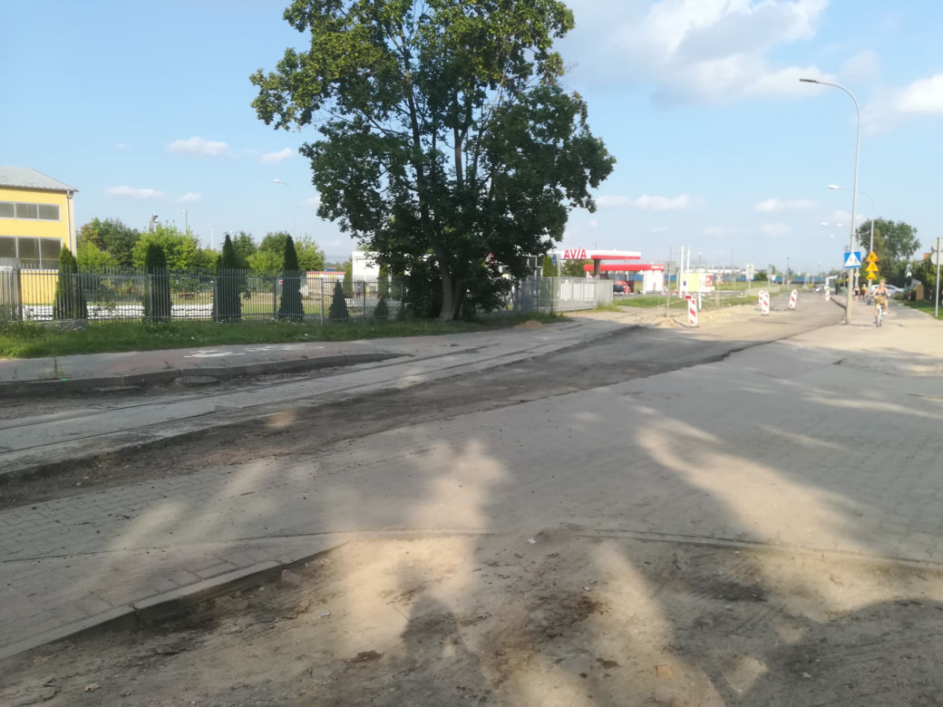 Zobacz, jak przebiega remont drugiego odcinka ul. Składowej w Siedlcach. Czy kierowcy stosują się do oznakowania?