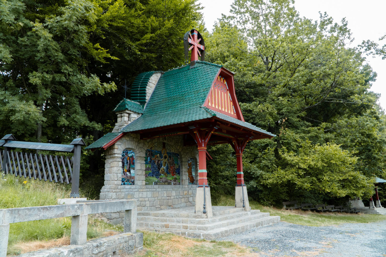 Stacje drogi krzyżowej proj. Dušana Jurkoviča