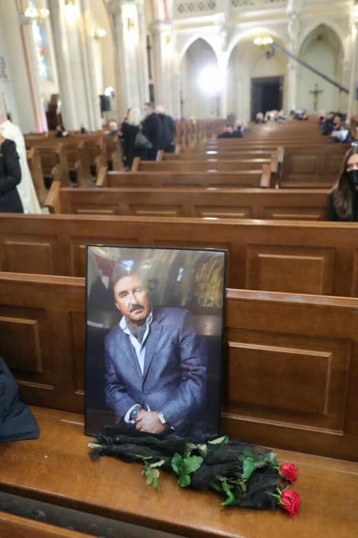 Pogrzeb Krzysztofa Krawczyka. Nabożeństwo żałobne w łódzkiej archikatedrze
