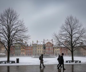 Poznań pod szarym niebem. Czy mróz naprawdę nas zaskoczy?