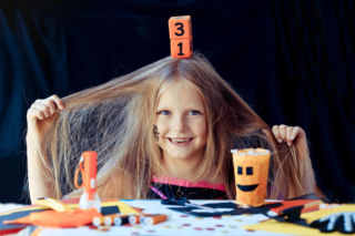 Makijaż na Halloween w 5 minut. Proste propozycje dla dzieci i dorosłych