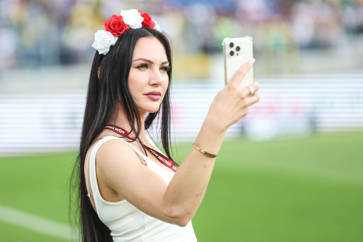 Kibice na meczu gwiazd Polska - Brazylia na Stadionie Śląskim