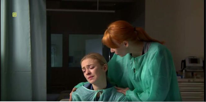 M jak miłość, Asia (Barbara Kurdej-Szatan), Agnieszka (Magdalena Walach)