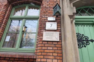 Afera o fryzurę w krakowskim liceum. Jest ruch kuratorium w sprawie dyrektora Marka Graniczki