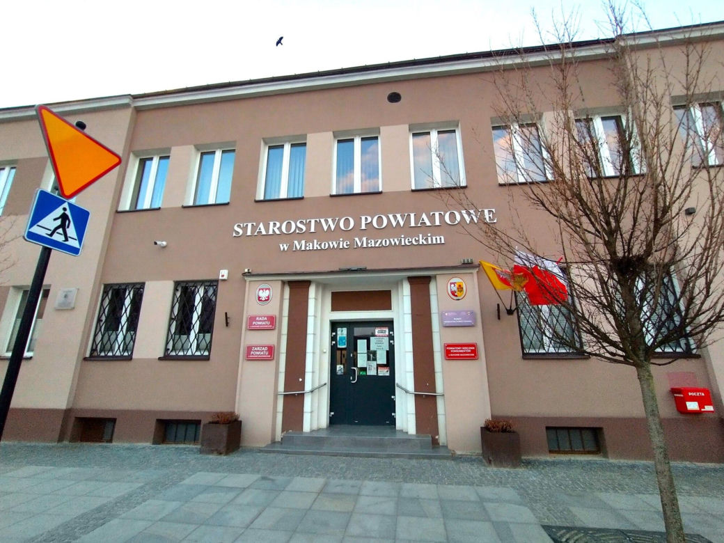 4. Powiat makowski