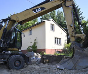Miasto odbiera dom na Białołęce