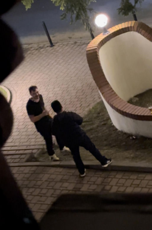 Daniel Martyniuk skuty w kajdanki i wyprowadzony z hotelu