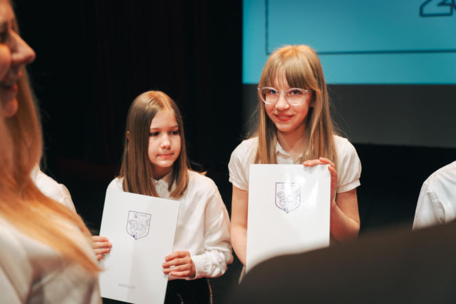 Najzdolniejsi uczniowie odebrali stypendia Prezydenta Miasta Siedlce