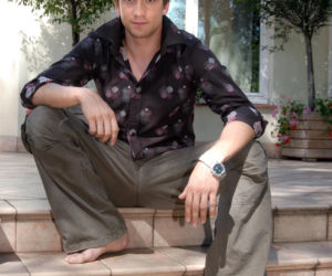 Michał Czernecki z różowym irokezem! Tak aktor wyglądał 20 lat temu