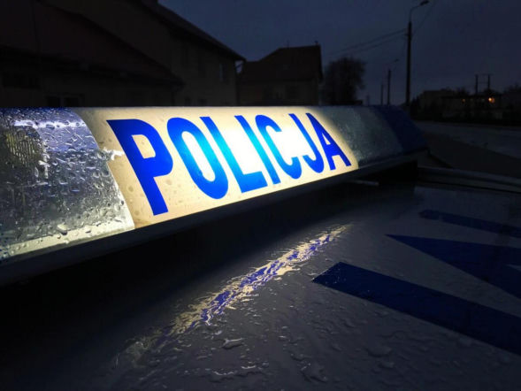 74-latka zginęła od ciosów nożem. Jej mąż trafił do szpitala