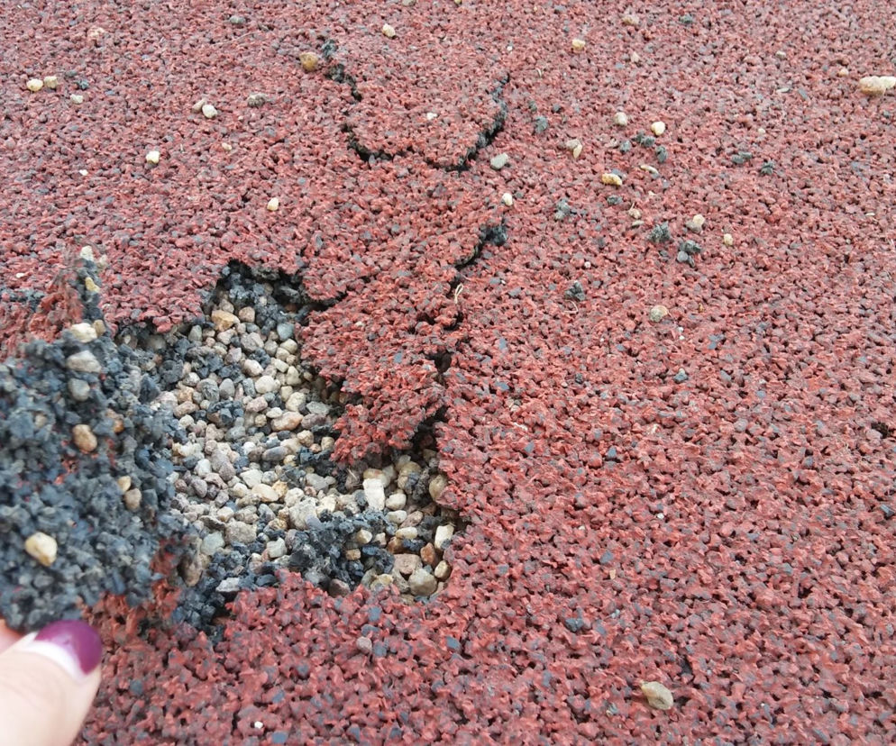 Bieżnia tartanowa w Rzeszowie uszkodzona. Miasto będzie starać się o odszkodowanie