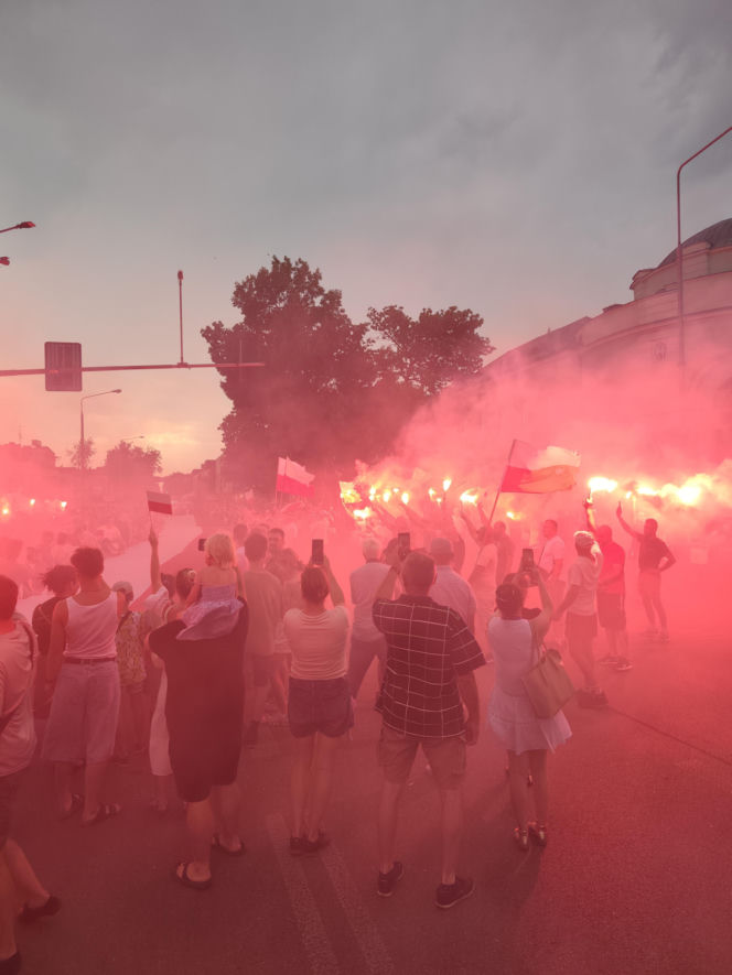 „Cześć i chwała bohaterom!”. Siedlczanie spotkali się w centrum miasta, by uczcić 82. rocznicę wybuchu Powstania Warszawskiego