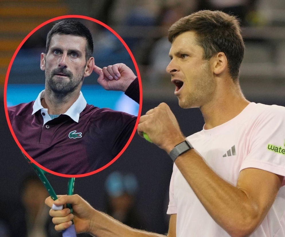 Cieszący się Hubert Hurkacz, a na miniaturze Novak Djoković. O meczu w Szanghaju przeczytasz na SE Supersport.