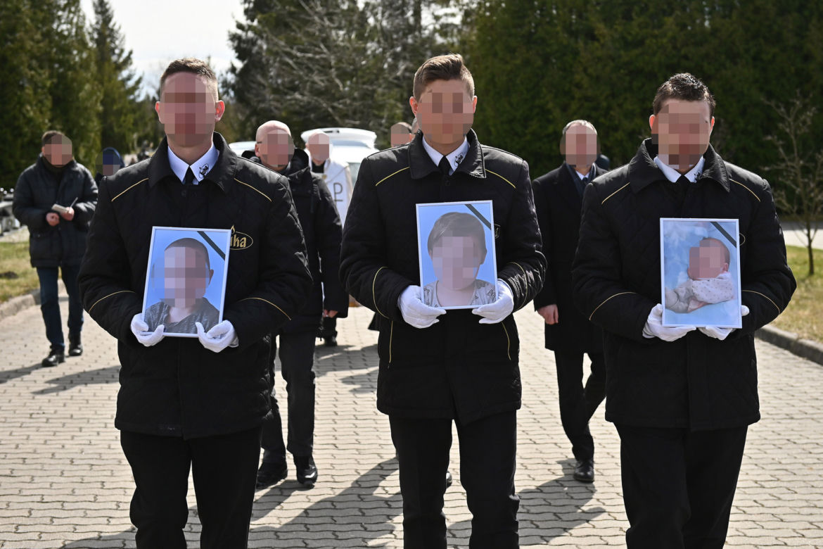 Starogard Gdański. Pogrzeb dzieci, które zmarły w tragicznym pożarze