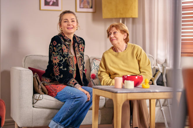 "Na Wspólnej, odcinek 4160: Halinka dzwoni do Danki i oznajmia, że została porwana do Turcji