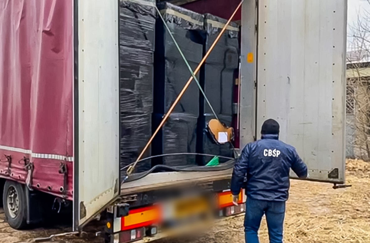 CBŚP: potężne przejęcie w czterech województwach! To mogło kosztować Skarb Państwa 70 milionów złotych! [ZDJĘCIA]
