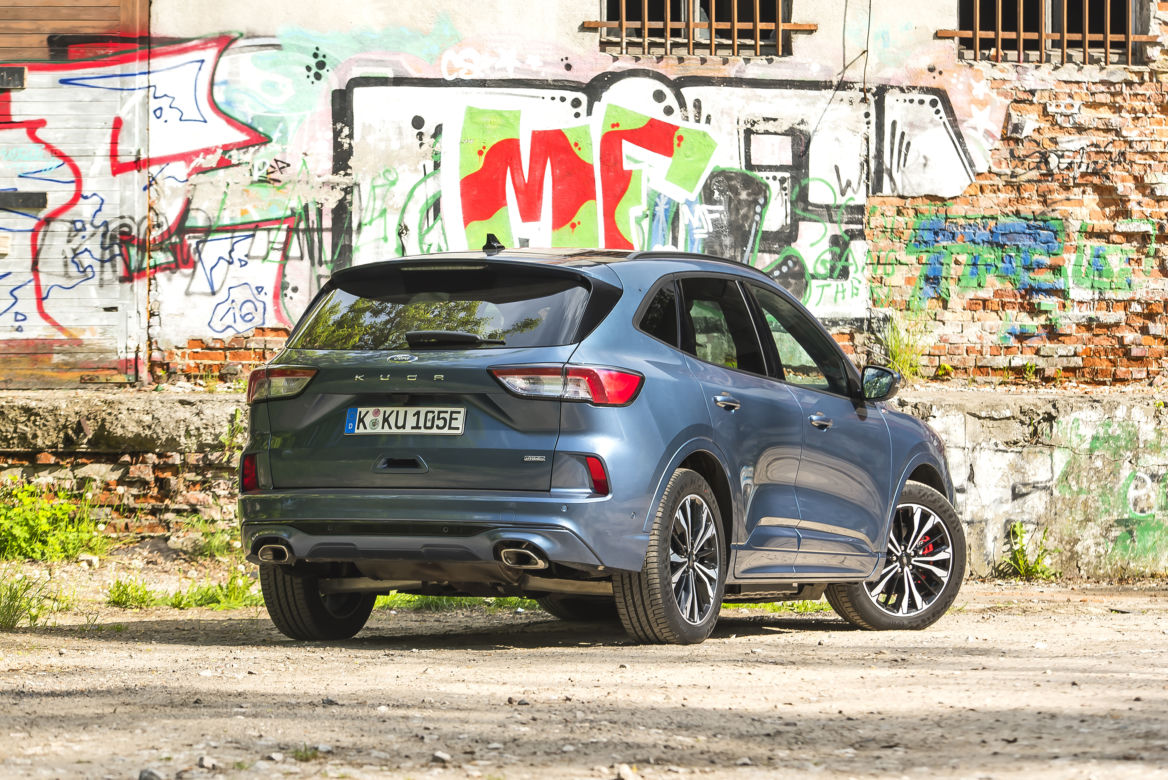 Ford Kuga 2.5 Plug-In Hybrid 225 KM eCVT FWD ST-Line
