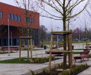 Plac przed Netto Areną po przebudowie