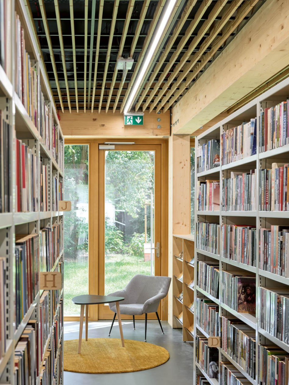 Nr 10/2024: Biblioteka w Choszczówce, proj. Ambient Magdalena Pios