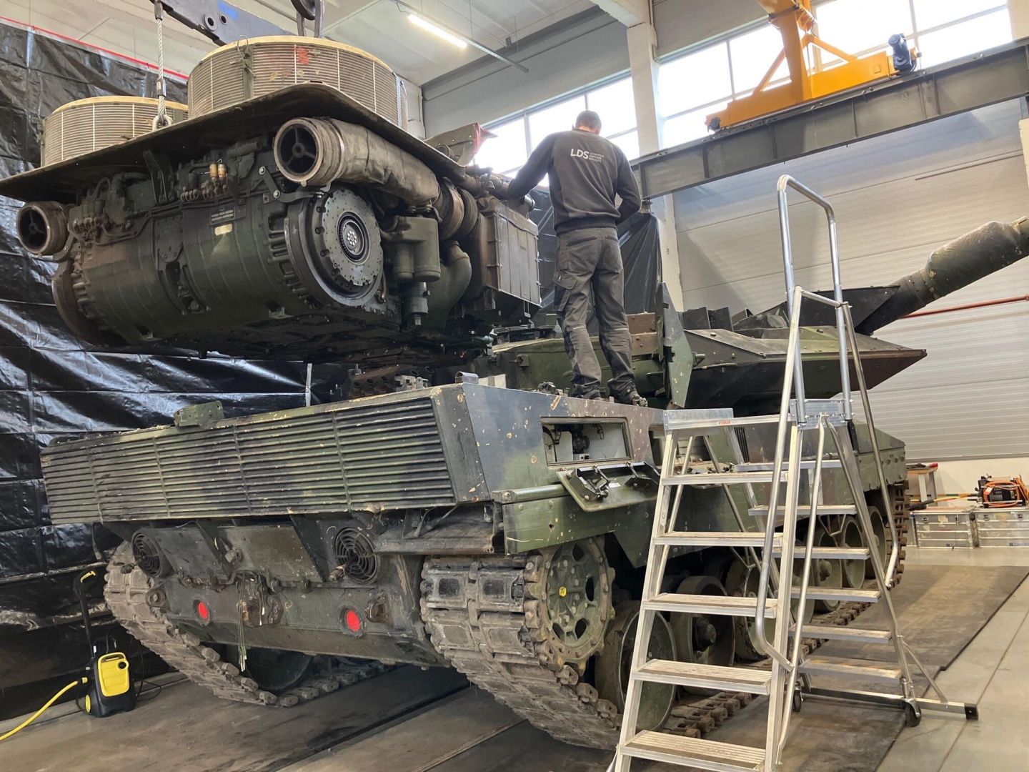 Centrum napraw Rheinmetall w Rumunii. Szybsze naprawy sprzętu dla Ukrainy