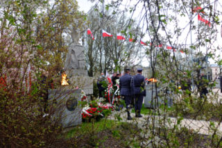 Święto Konstytucji 3 Maja w Lublinie. Na Placu Litewskim było niewiele osób (VIDEO, ZDJĘCIA)