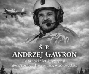 Gmina Adamów upamiętnia Andrzeja Gawrona. Pilot zginął podczas gaszenia Puszczy Solskiej