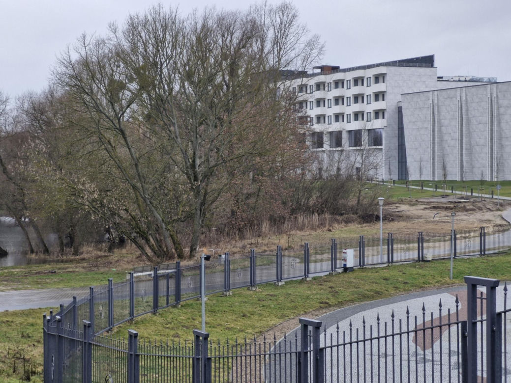 Ksiądz Rydzyk może spać spokojnie. Wisła nie zaleje jego kościoła, muzeum i szkoły