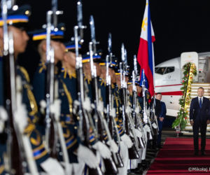 Karol i Marta Nawroccy już na Filipinach. Tak zaczęła się historyczna wizyta