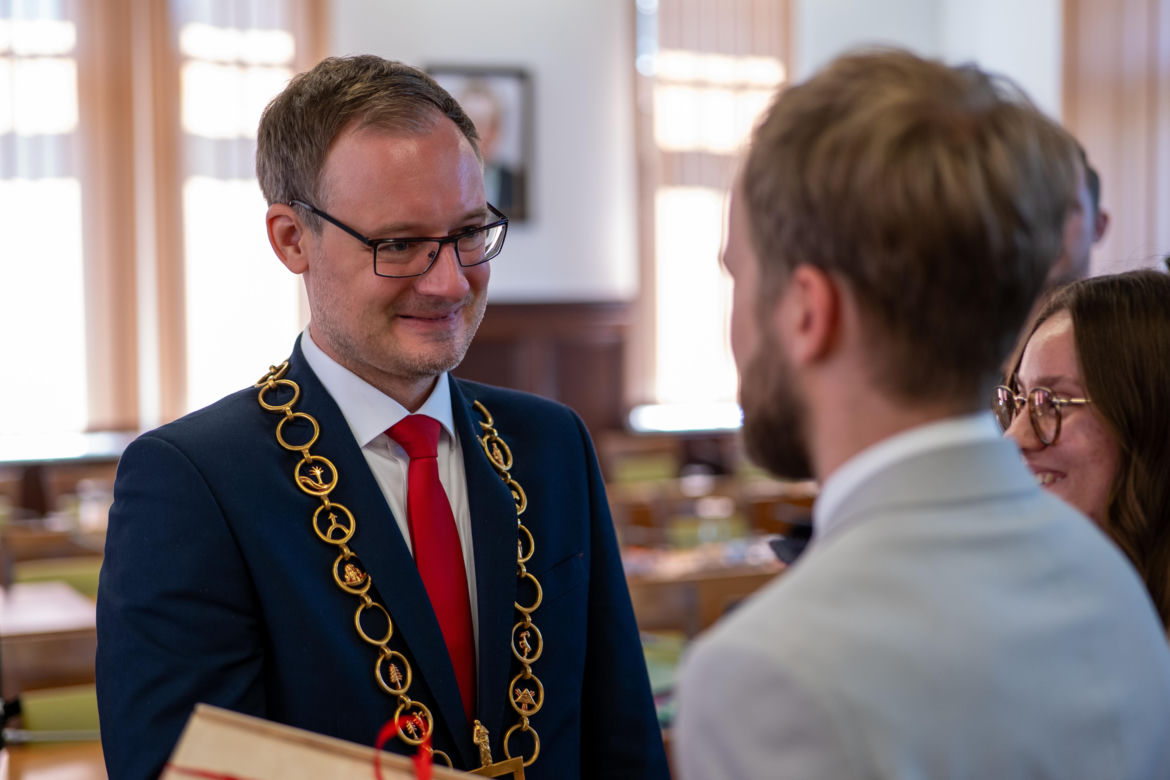 Zaprzysiężenie nowego prezydenta Zabrza. Kamil Żbikowski złożył ślubowanie i zwrócił się do mieszkańców