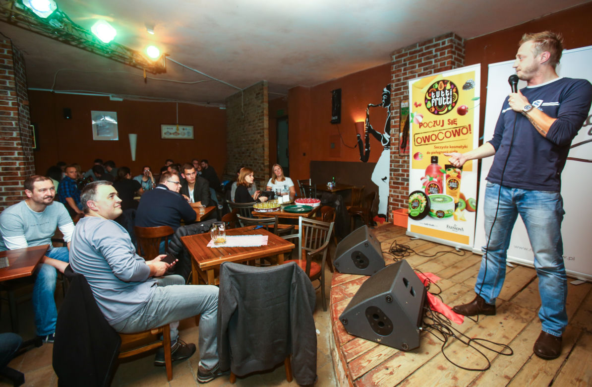 AMBASADA KLAPONII W TYCHACH W KLUBIE MUZYCZNYM PALISANDER