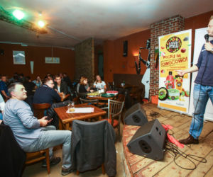AMBASADA KLAPONII W TYCHACH W KLUBIE MUZYCZNYM PALISANDER