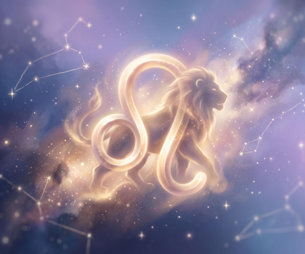Złoty symbol zodiakalnego Lwa na tle gwieździstego nieba. O horoskopie dla Lwa przeczytasz w serwisie Eska.