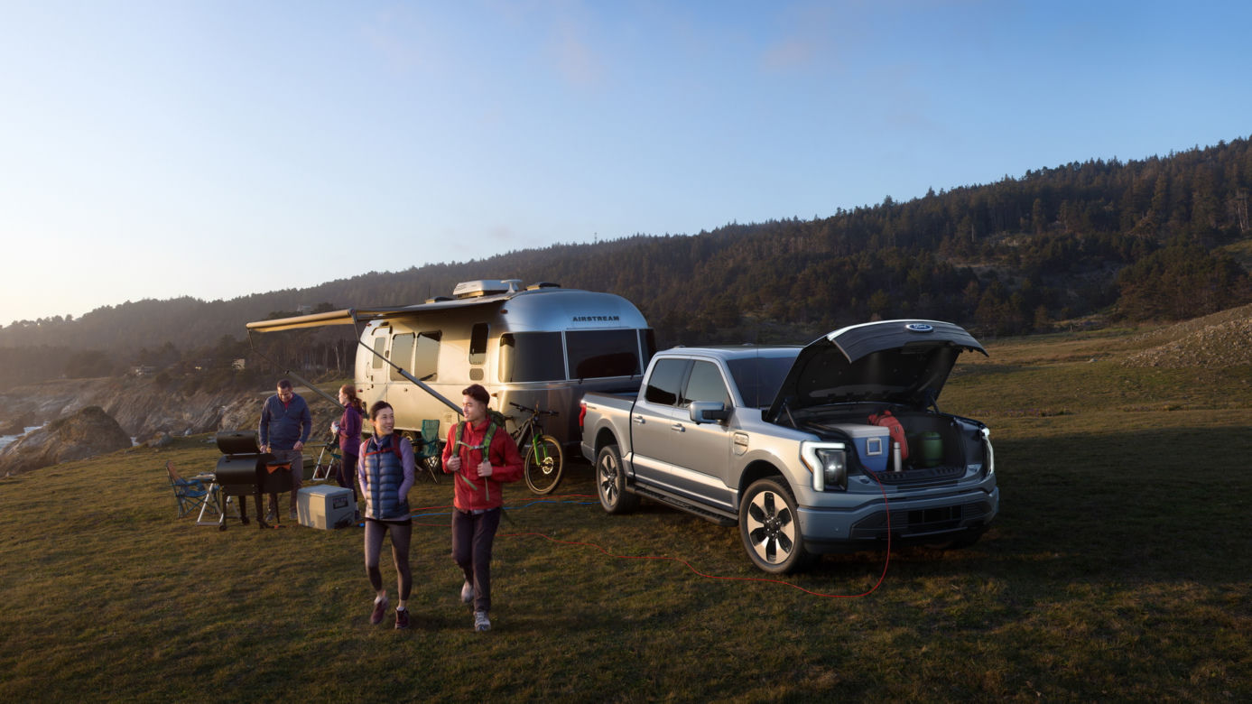 Ford F-150 Lightning (2022)