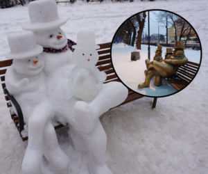 Powstanie pomnik mokotowskich bałwanków? Pomysł na uczczenie zniszczonej przez wandala śnieżnej atrakcji stolicy