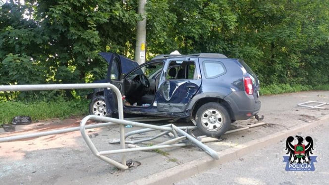 Wsiadł za kółko z 40-stopniową gorączką. Dramatyczny wypadek w Wałbrzychu!