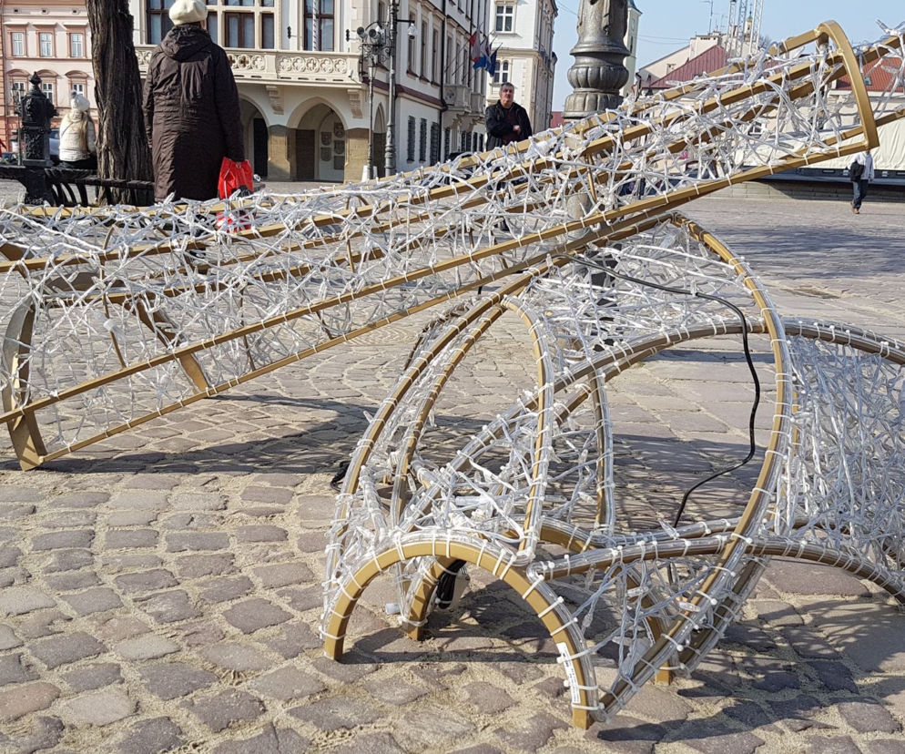 Demontaż ozdób świątecznych w Rzeszowie