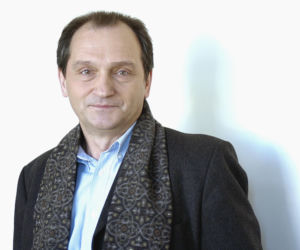 Wojciech Wysocki przeszedł wielką przemianę. Od czarnych charakterów do gwiazdy Rancza