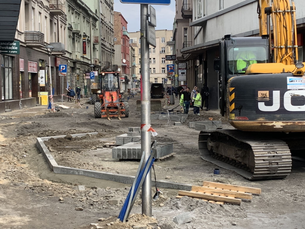 Remont ulicy Targowej w Sosnowcu zaskoczył właścicieli sklepów