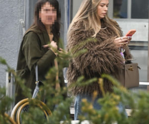 Sandra Kubicka w wałku na głowie