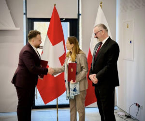 Prezydent Marek Materek podpisał umowę na rekordowe miliony ze Szwajcarii