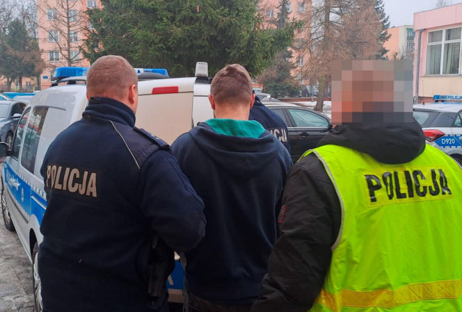 Lubelskie. Podpalił 26-latka i pastwił się nad nim kilkanaście godzin. Ofiara nie żyje
