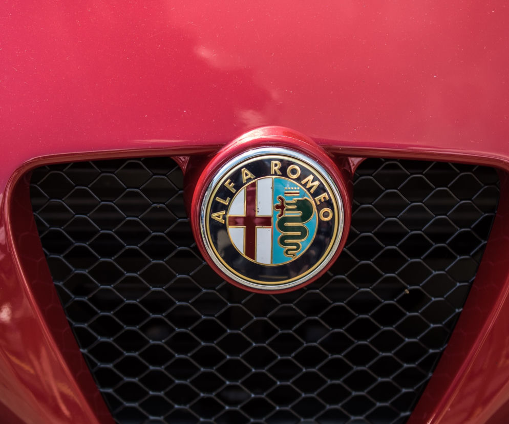 Białystok. Czterech mężczyzn w Alfa Romeo. Mieli słoik
