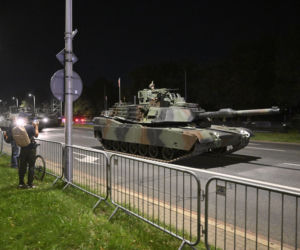 Nocna próba defilady wojskowej w Warszawie