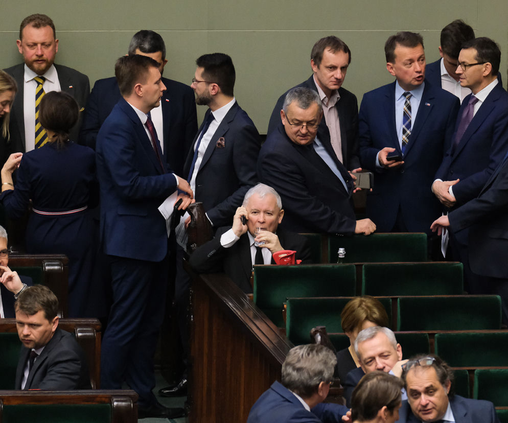 Głosowanie w sejmie. Sejm uchwalił ustawę dyscyplinującą sądy