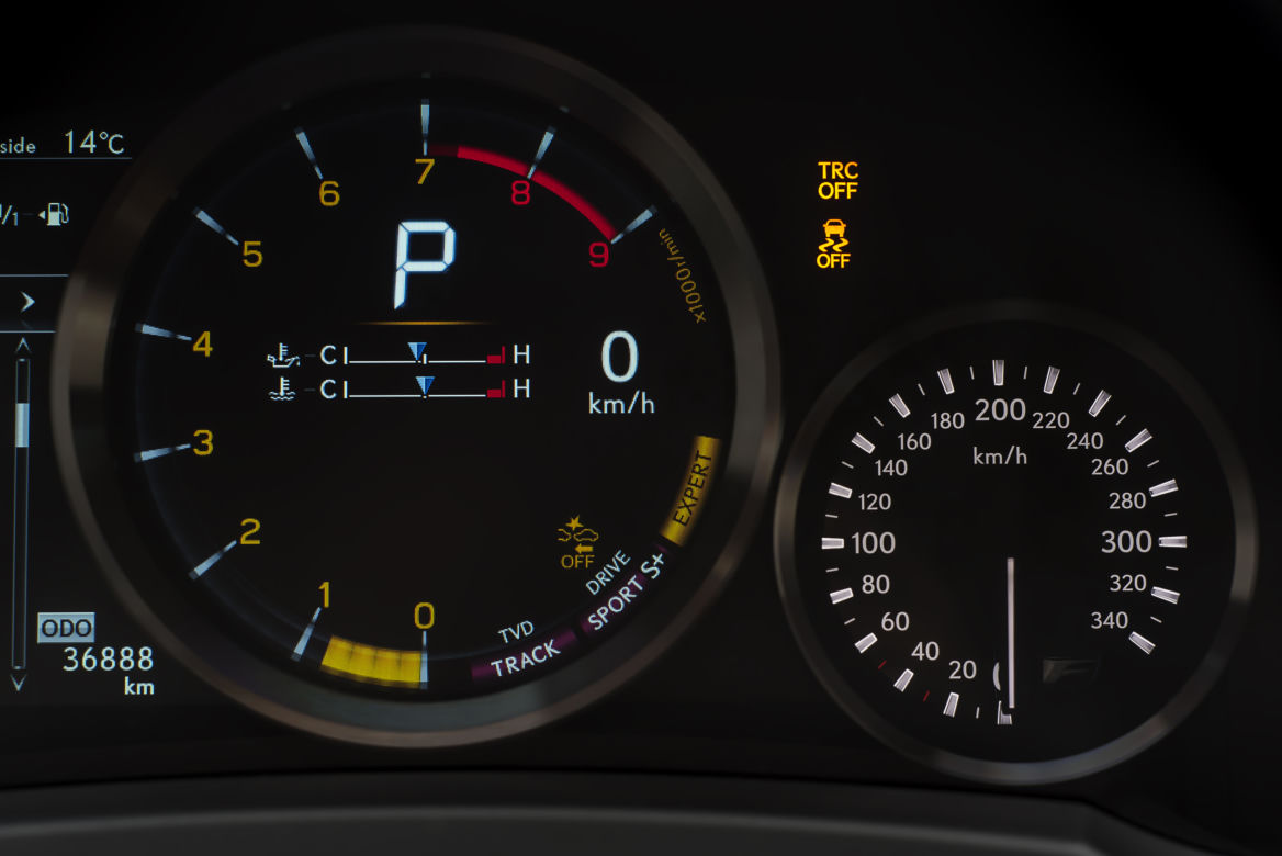 Lexus RC F Carbon 5.0 V8 464 KM 